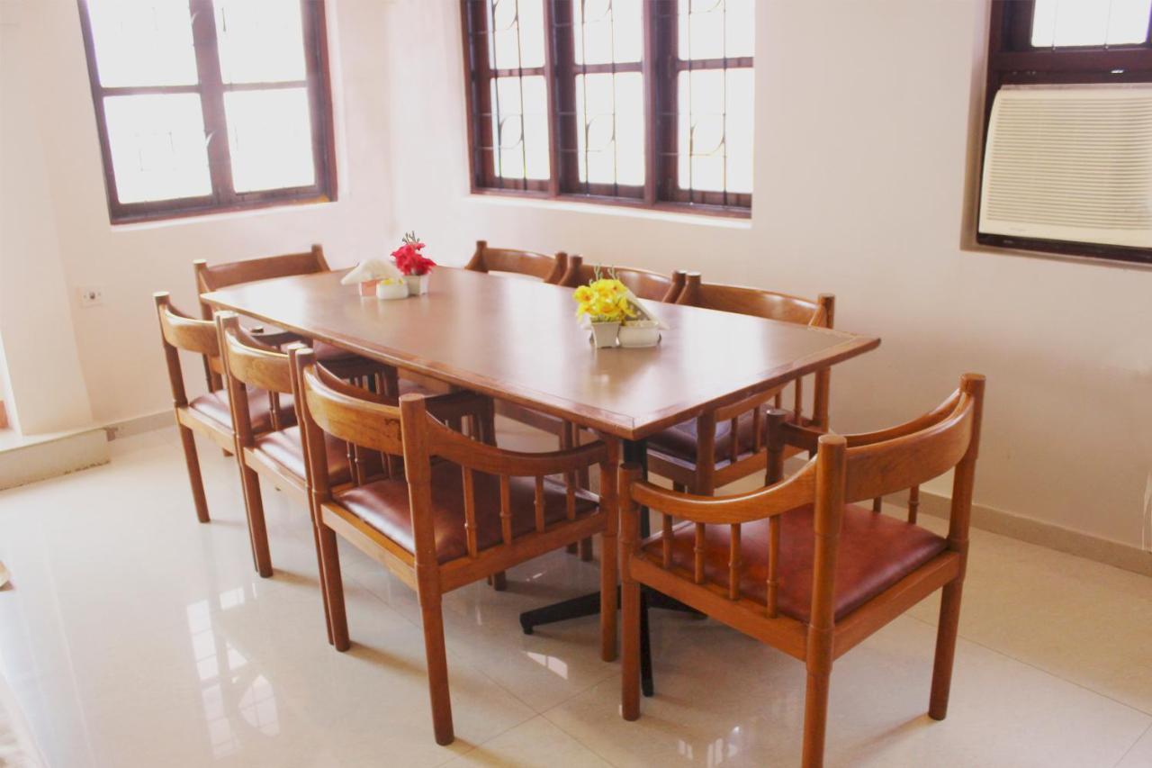 Hotel Park Plaza Panaji Exterior photo