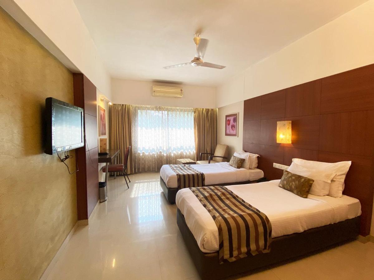 Hotel Park Plaza Panaji Exterior photo