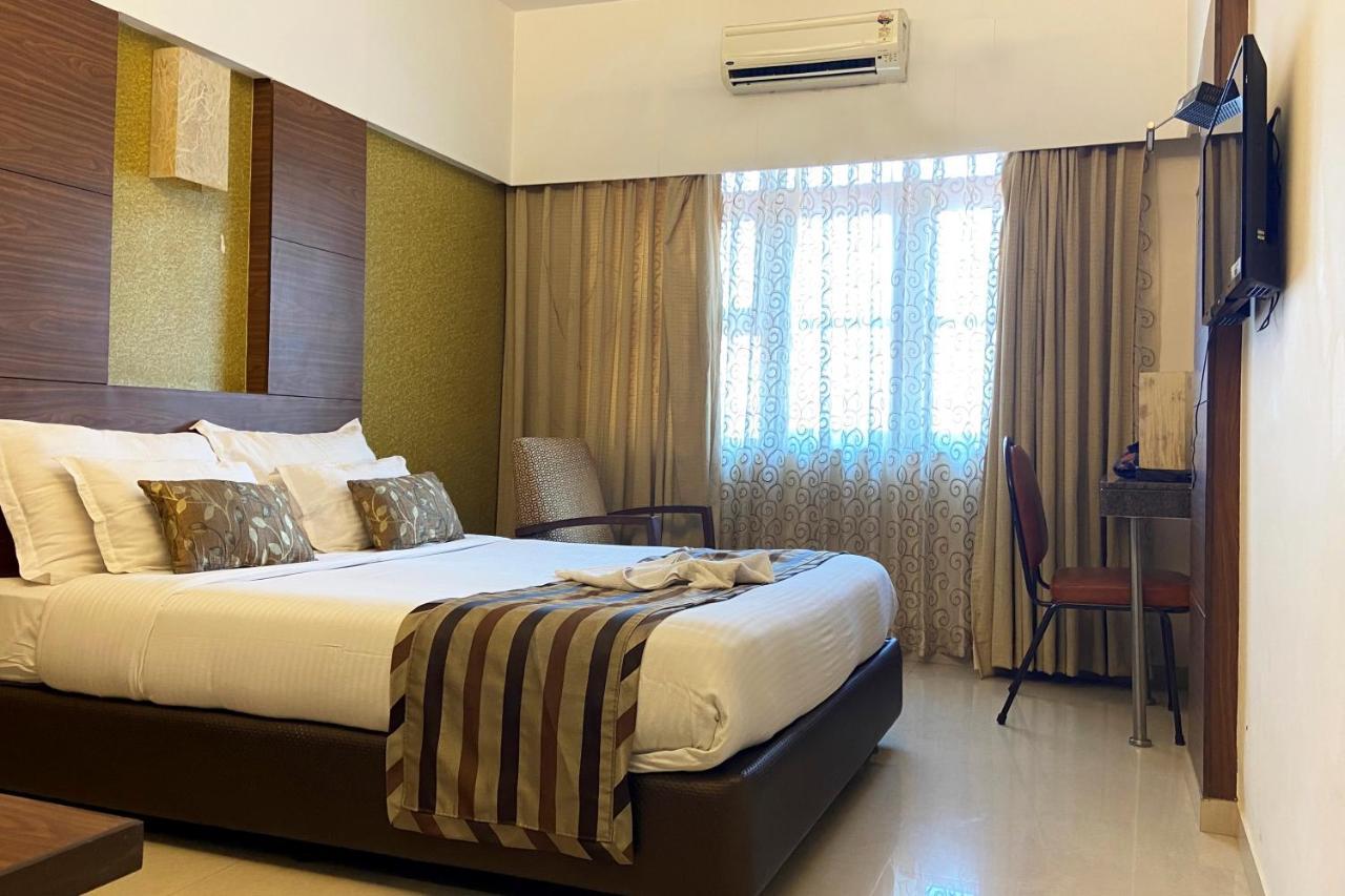 Hotel Park Plaza Panaji Exterior photo